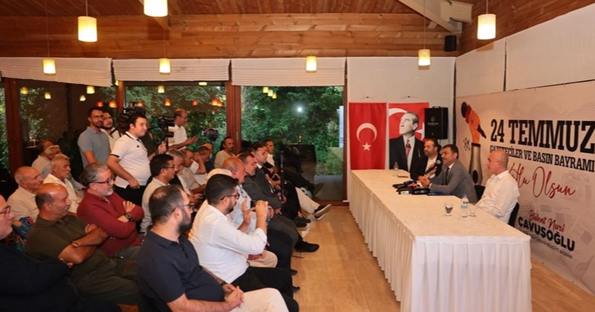 Baskan cavusoglu 24 temmuzda denizli basiniyla bulustu vyUhrwe2